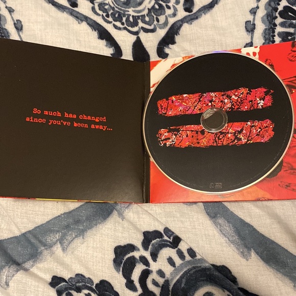 = CD - Picture 2 of 2